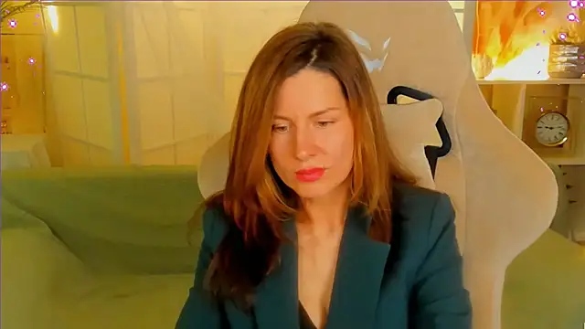 Snapshot of April_o_Nill chatting on 7, 12, 2024 April o Nill online show from 7, 12, 2024