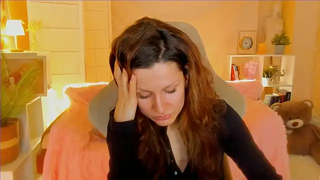 Snapshot of April_o_Nill chatting on 24, 2, 2025 April o Nill online show from 24, 2, 2025