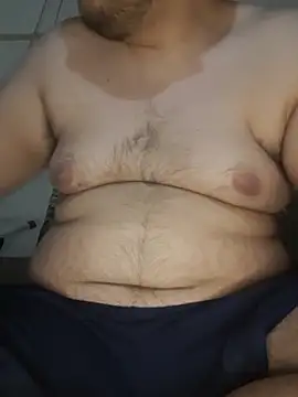 Snapshot of David_GX chatting on 19, 11, 2025 David GX online show from 19, 11, 2025