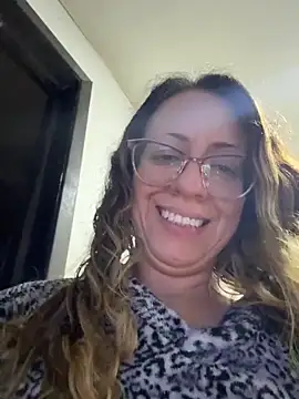 Snapshot of miss_hanna07 chatting on 26, 10, 2025 miss hanna07 online show from 26, 10, 2025