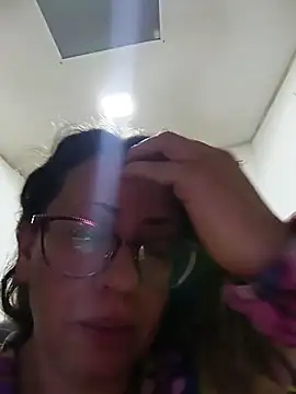 Snapshot of miss_hanna07 chatting on 19, 11, 2025 miss hanna07 online show from 19, 11, 2025