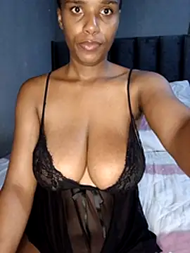 Snapshot of SexySlenderLexy chatting on 10, 1, 2026 SexySlenderLexy online show from 10, 1, 2026