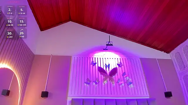 Snapshot of diosa_cristal chatting on 29, 11, 2025 diosa cristal online show from 29, 11, 2025