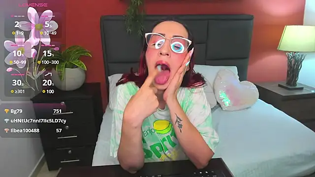 Snapshot of jadde13_ chatting on 7, 12, 2024 jadde13 online show from 7, 12, 2024