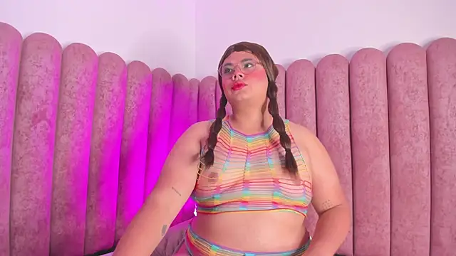 Snapshot of Tom_Silver__ chatting on 22, 12, 2024 Tom Silver online show from 22, 12, 2024