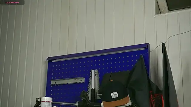 dustyn fox online show from 24, 10, 2025