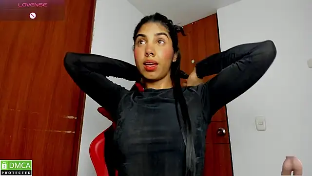 Snapshot of jasmine_bunny_ chatting on 4, 4, 2026 jasmine bunny online show from 4, 4, 2026