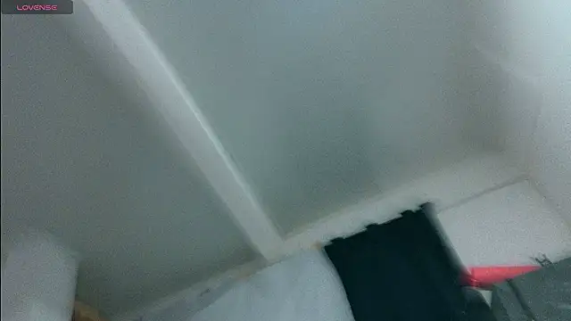 Snapshot of amy_cute41 chatting on 16, 3, 2026 amy cute41 online show from 16, 3, 2026