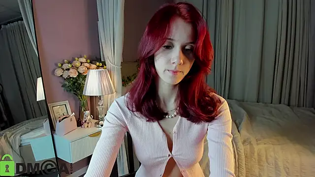 Snapshot of Dearly_Emily chatting on 16, 11, 2025 Dearly Emily online show from 16, 11, 2025