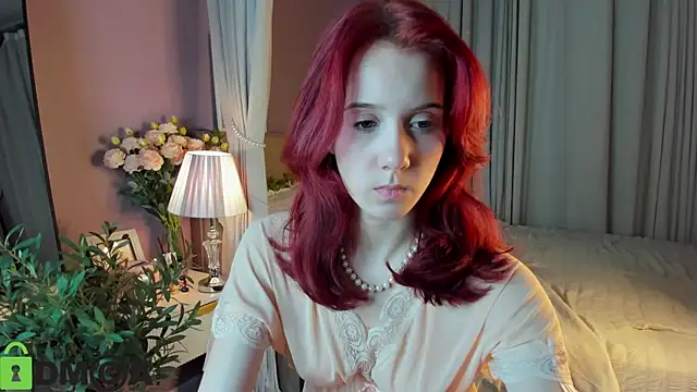 Snapshot of Dearly_Emily chatting on 30, 11, 2025 Dearly Emily online show from 30, 11, 2025