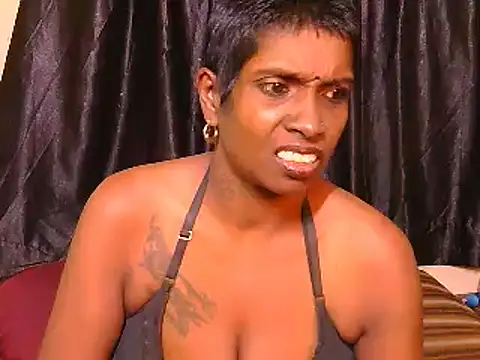 Snapshot of Fuckable_Nasty_MILF chatting on 15, 1, 2026 Fuckable Nasty MILF online show from 15, 1, 2026