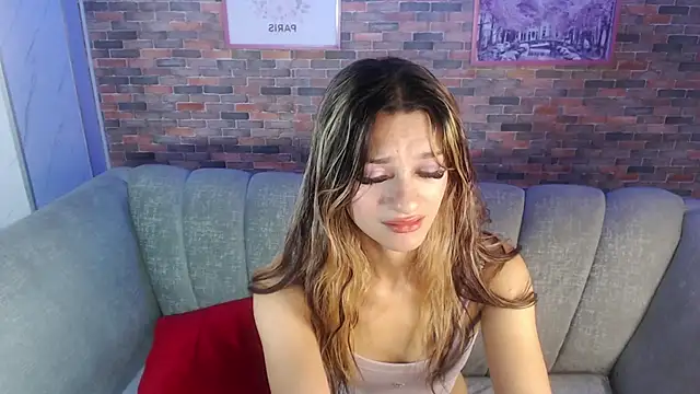 Snapshot of Laurita_b chatting on 8, 2, 2025 Laurita b online show from 8, 2, 2025