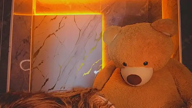 Snapshot of Laurita_b chatting on 4, 3, 2026 Laurita b online show from 4, 3, 2026