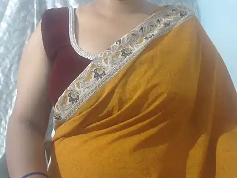 Snapshot of cute-priy chatting on 21, 4, 2026 cute-priy online show from 21, 4, 2026
