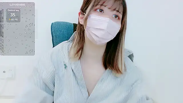 Snapshot of MoMoka_jp chatting on 29, 3, 2026 MoMoka jp online show from 29, 3, 2026