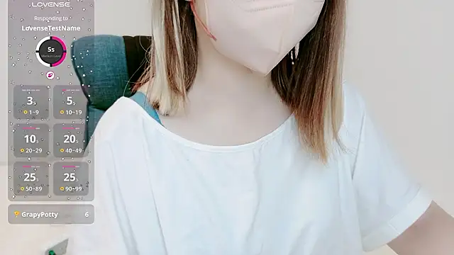 Snapshot of MoMoka_jp chatting on 21, 4, 2026 MoMoka jp online show from 21, 4, 2026