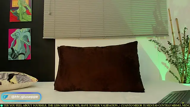 Snapshot of Tylergiuseppe_ chatting on 6, 3, 2025 Tylergiuseppe  online show from 6, 3, 2025