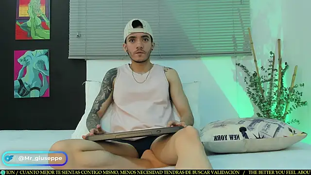 Snapshot of Tylergiuseppe_ chatting on 18, 3, 2025 Tylergiuseppe  online show from 18, 3, 2025