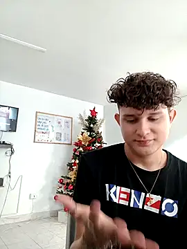 Snapshot of Nathan_Bluee chatting on 30, 12, 2024 Nathan Bluee online show from 30, 12, 2024