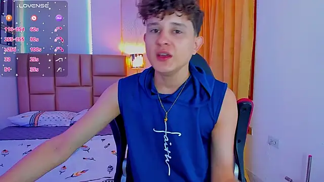 Snapshot of Nathan_Bluee chatting on 20, 2, 2025 Nathan Bluee online show from 20, 2, 2025