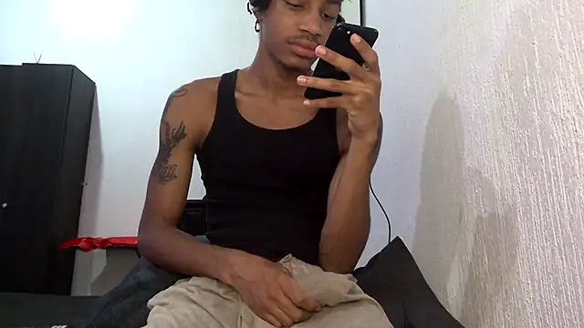 Snapshot of Skinnyblackman chatting on 13, 3, 2026 Skinnyblackman online show from 13, 3, 2026