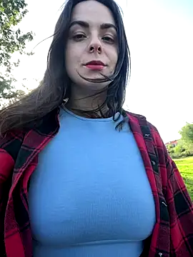 Alicia Hot1 online show from 24, 10, 2025