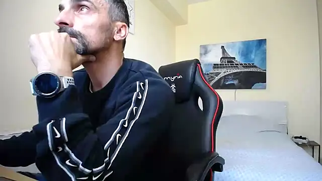 Snapshot of amydamarw chatting on 11, 4, 2026 amydamarw online show from 11, 4, 2026