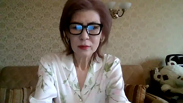 Elegant00Lady online show from 16, 2, 2026