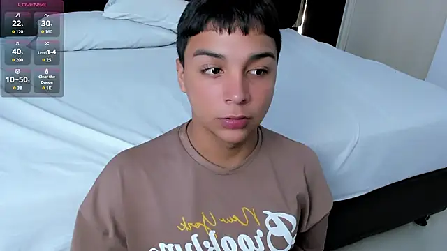 Snapshot of Seductivo_jr chatting on 23, 7, 2026 Seductivo jr online show from 23, 7, 2026