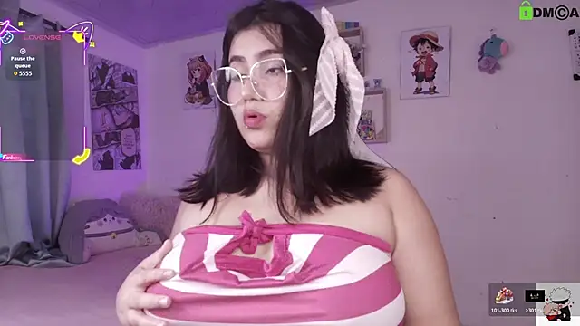 Snapshot of juli_juliana chatting on 7, 3, 2026 juli juliana online show from 7, 3, 2026