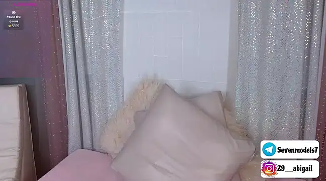 Abigail 29 online show from 18, 3, 2025