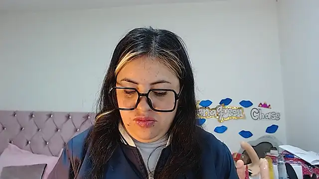 lanaqueen699 online show from 7, 2, 2025