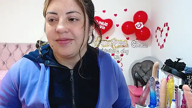 lanaqueen699 online show from 10, 3, 2025