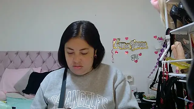 Snapshot of lanaqueen699 chatting on 5, 5, 2026 lanaqueen699 online show from 5, 5, 2026