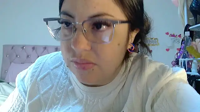 Snapshot of lanaqueen699 chatting on 11, 5, 2026 lanaqueen699 online show from 11, 5, 2026
