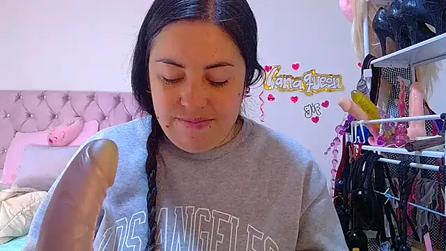 Snapshot of lanaqueen699 chatting on 15, 5, 2026 lanaqueen699 online show from 15, 5, 2026