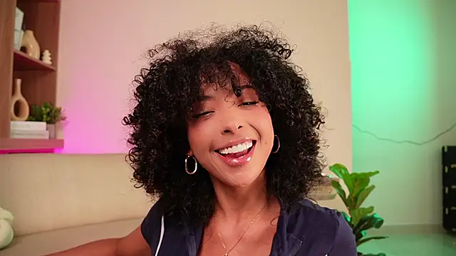 Snapshot of OSHUN_ chatting on 27, 3, 2026 OSHUN online show from 27, 3, 2026