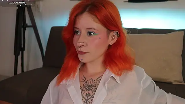 Snapshot of Daarlene chatting on 4, 3, 2026 Daarlene online show from 4, 3, 2026