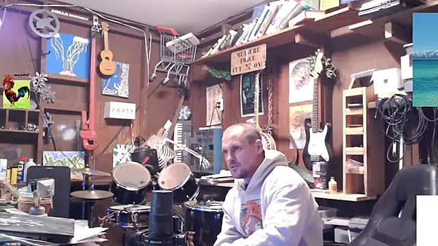 Snapshot of itsjameswebbscope chatting on 10, 11, 2025 itsjameswebbscope online show from 10, 11, 2025