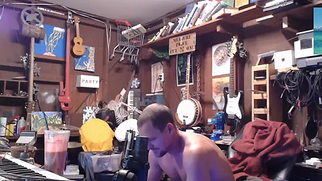 Snapshot of itsjameswebbscope chatting on 16, 11, 2025 itsjameswebbscope online show from 16, 11, 2025