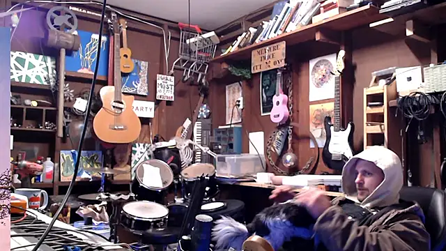 Snapshot of itsjameswebbscope chatting on 25, 11, 2025 itsjameswebbscope online show from 25, 11, 2025