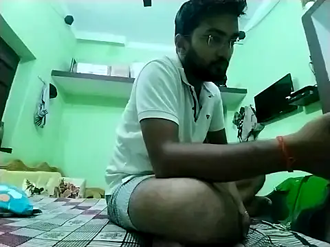 Snapshot of bigvorn6 chatting on 19, 10, 2025 bigvorn6 online show from 19, 10, 2025