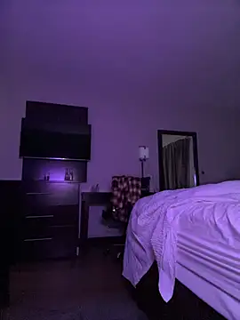 Snapshot of PrettyGal_Tingz chatting on 3, 2, 2025 PrettyGal Tingz online show from 3, 2, 2025