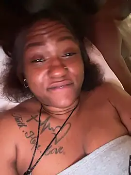 Snapshot of PrettyGal_Tingz chatting on 18, 2, 2025 PrettyGal Tingz online show from 18, 2, 2025