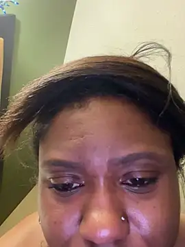 Snapshot of PrettyGal_Tingz chatting on 9, 3, 2025 PrettyGal Tingz online show from 9, 3, 2025