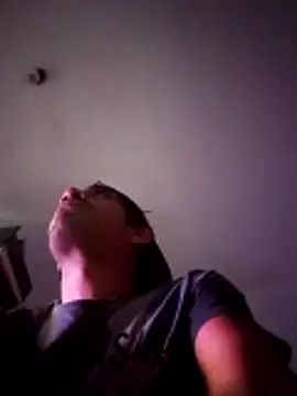 Snapshot of LiosArmando420 chatting on 29, 4, 2026 LiosArmando420 online show from 29, 4, 2026