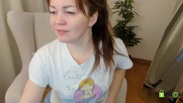 Snapshot of VanessaSmuth chatting on 4, 3, 2025 VanessaSmuth online show from 4, 3, 2025