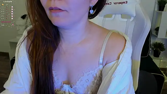 VanessaSmuth online show from 15, 3, 2025