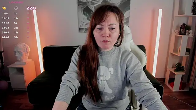 Snapshot of VanessaSmuth chatting on 2, 3, 2026 VanessaSmuth online show from 2, 3, 2026