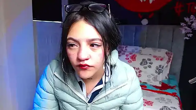 Violettasquirt online show from 19, 1, 2026